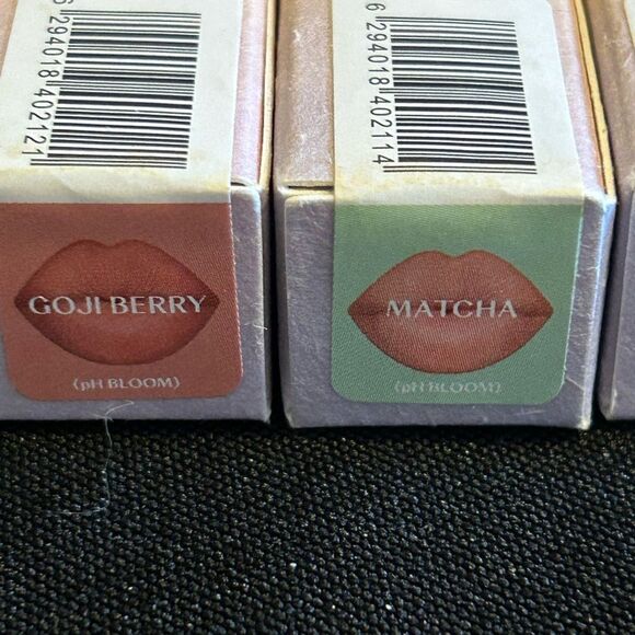 🌻 Huda Beauty GloWish Super Jelly Lip Balm New Full Size - Picture 10 of 10